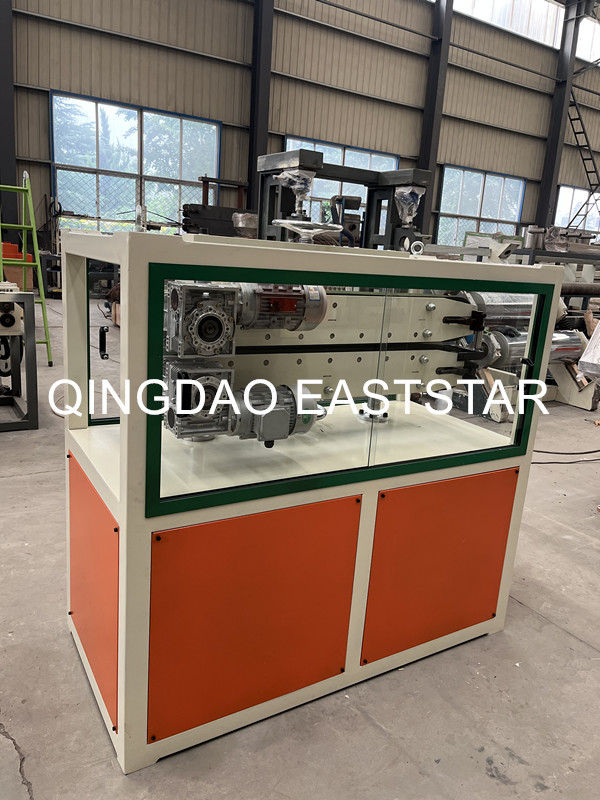 我公司型材皮帶牽引機的特點